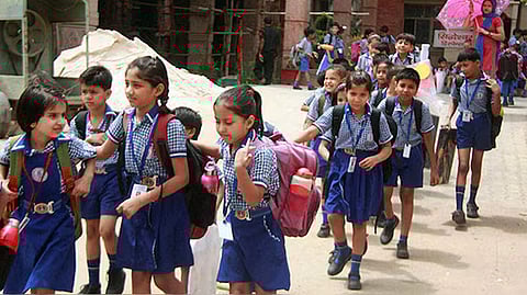 विद्यार्थ्यांच्या सुरक्षेची एका क्लिकवर मिळणार माहिती