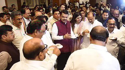 महाविकास आघाडीचा चहापानावर बहिष्कार