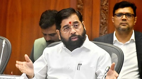 शिंदेंच्या कर्मचाऱ्यांचा उडाला पहिल्याच दिवशी गोंधळ; विधिमंडळातील दालनावरून तिढा