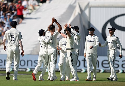 द्विशतकवीर गिलपुढे इंग्लंड हवालदिल! विक्रमी खेळीमुळे भारताचा पहिल्या डावात धावांचा डोंगर; इंग्लंडची खराब सुरूवात