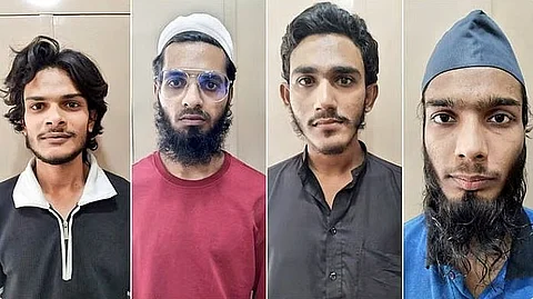 ‘अल-कायदा’शी संबंधित चार दहशतवाद्यांना अटक