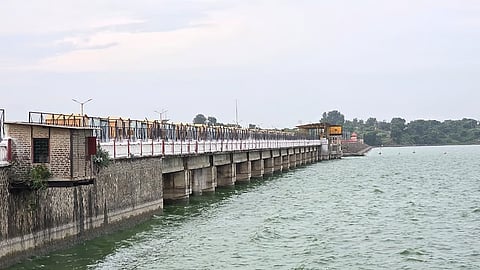 जळगाव-धुळ्याची पिण्याच्या पाण्याची चिंता मिटली; जळगावचे ७ तर धुळ्याचे ५ मध्यम प्रकल्प पूर्ण क्षमतेने भरले