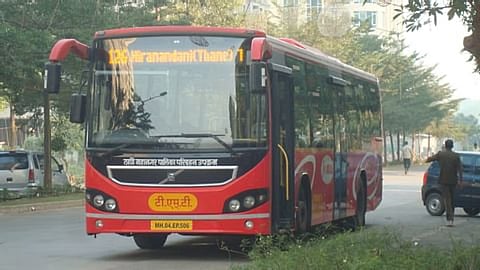 ठाणेकरांची नवीन इलेक्ट्रिक बसेसची प्रतीक्षा कायम; किमान महिनाभराचा विलंब
