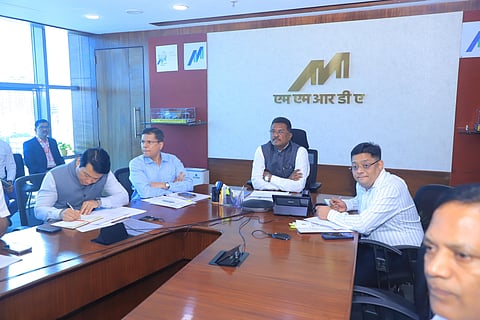 मेट्रो ९ मार्गिका १५ डिसेंबर, तर ३१ डिसेंबरपर्यंत मेट्रो ४ सुरू करा; परिवहन मंत्री प्रताप सरनाईक यांचे निर्देश