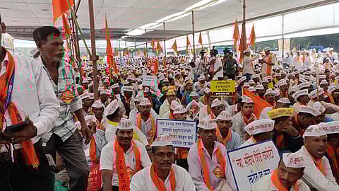 कुणबी समाजाचे आझाद मैदानावर शक्तिप्रदर्शन; मराठ्यांना ओबीसीतून आरक्षण देण्यास कुणबींचा विरोध
