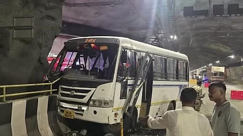 इगतपुरी बोगद्यात अपघात; दोघांचा मृत्यू