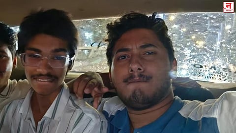 नवी मुंबईतील दोन तरुण अलिबाग समुद्रात बेपत्ता; चार मित्रांपैकी दोघे पाण्यात बुडाले; शोधकार्य सुरू