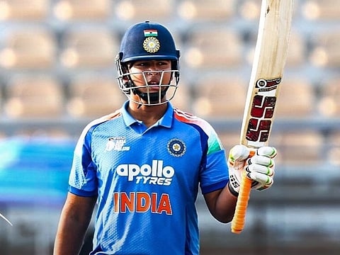 युवा आशिया चषक टी-२० क्रिकेट स्पर्धा : १४ वर्षीय वैभवचे ३२ चेंडूंत शतक