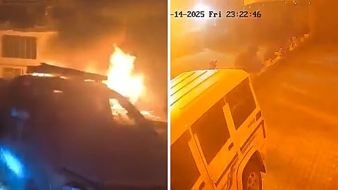 काश्मीर स्फोटात ९ जण ठार ३२ जखमी