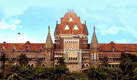 Mumbai : पत्नीला पोटगी देणे टाळण्यासाठी आई, भावाच्या खात्यात वळवले पैसे; ‘कारस्थानी’ पतीला हायकोर्टाचा दणका!