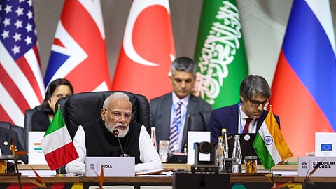 अमली पदार्थ, दहशतवादाविरुद्ध आमचा लढा - मोदी