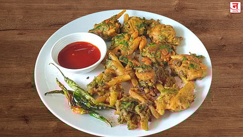 थंडीच्या दिवसांत चहाबरोबर खमंग कुरकुरीत 'पालक भजी'! आताच नोट करा सोपी रेसिपी