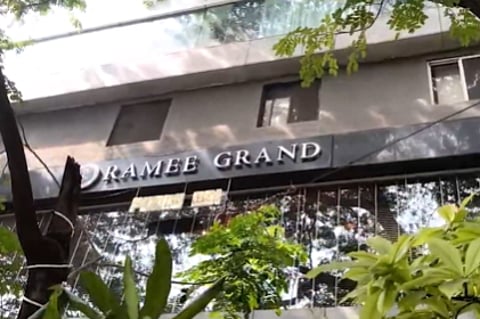 व्हिडिओवरून घेतलेला स्क्रीनशॉट