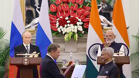 भारत-रशियादरम्यान आर्थिक रोडमॅप; १०० अब्ज डॉलरचे द्विपक्षीय व्यापार लक्ष्य पाच वर्षांत गाठणार