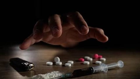 आजचा महाराष्ट्र ड्रग माफियांच्या सावलीत