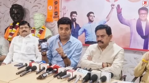 'बिनविरोध'साठी कपटनीती; पोलिसानेच उमेदवाराला नेले शिंदेंच्या बंगल्यात; ठाकरे सेनेचे विचारे, मनसेचे जाधव यांचा आरोप