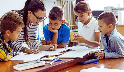 विद्यार्थ्यांचा ताण होणार दूर; शैक्षणिक संस्थांमध्ये होणार मानसशास्त्रज्ञांची नियुक्ती, जिल्हास्तरीय निरीक्षण समितीची स्थापना