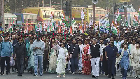 ईडीविरोधात ममतांचा एल्गार; दोन एफआयआर दाखल; तृणमूलची दिल्लीत निदर्शने; ईडीची कोलकाता उच्च न्यायालयात धाव