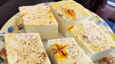 खरवस खायची क्रेविंग पण घरात चिकाचं दूध नाही? चिंता नको, झटपट घरच्या घरी बनवा मऊसूत खरवस; 'ही' आहे रेसिपी!