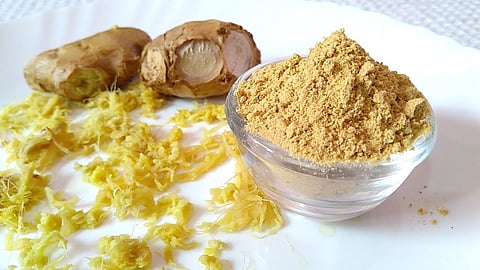 औषधांशिवाय कोलेस्टेरॉल कमी करायचंय? स्वयंपाकघरातील ‘हा’ पदार्थ ठरेल फायदेशीर