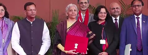 Union Budget 2026 : मुंबई-पुणे प्रवास होणार सुसाट; नवीन आयकर कायदा १ एप्रिलपासून; अर्थसंकल्पातील महत्त्वाच्या घोषणा एकाच क्लिकवर