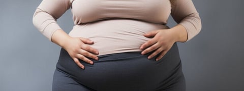 पोटाचा घेर कमी करायचाय? रोज करा 'ही' प्रभावी योगासने