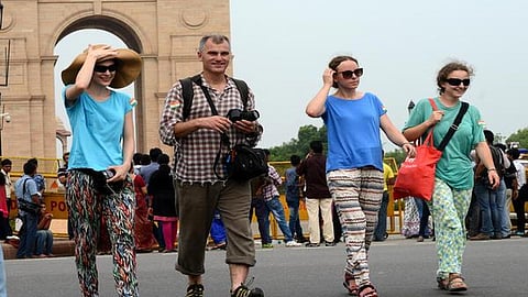 विदेशी पर्यटकांची महाराष्ट्राला सर्वाधिक पसंती; वर्षभरात तब्बल ३७ लाखांहून अधिक फॉरेनर्सची भेट