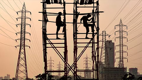 देशातील २७ लाख वीज कर्मचारी आज संपावर; वीज पुरवठ्यावर होणार परिणाम?