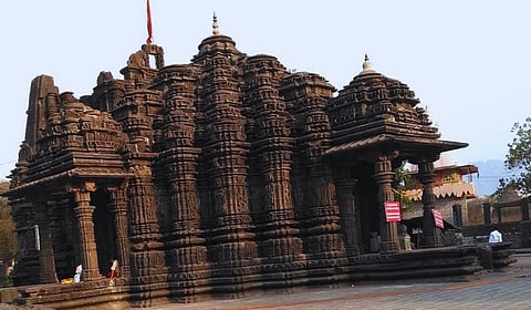 Mahashivratri 2026 : आज महाशिवरात्री...मुंबईतील ही आहेत प्रमुख शिवमंदिरे