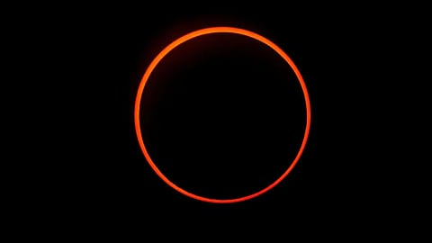 यावर्षीचे पहिले सूर्यग्रहण आज दुपारी; पण, भारतात दिसणार का?