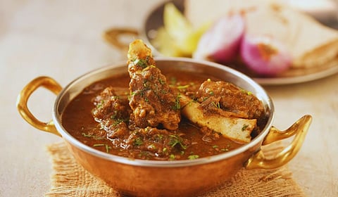 मराठवाडा स्टाईल येसूर मसाला मटण करी; घरच्या घरी बनवा स्पेशल डिश, जाणून घ्या रेसिपी