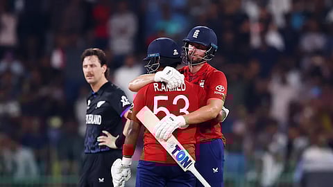 ICC T20 World Cup 2026 : इंग्लंडचा न्यूझीलंडला धक्का! सुपर-आठ फेरीत सलग तिसऱ्या विजयाची नोंद; जॅक्सची अष्टपैलू चमक