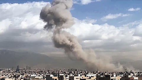 इस्रायलचे इराणी लष्करी तळांवर हवाई हल्ले