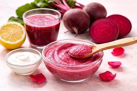 त्वचेवरील टॅनिंग कमी करा! १० रुपयांच्या बीटाने मिळवा नैसर्गिक गुलाबी ग्लो