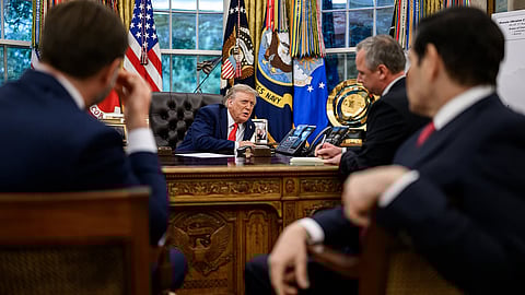 Iran vs US-Israel War : युद्ध थांबवण्यासाठी डोनाल्ड ट्रम्प यांचा प्रस्ताव; इराणसमोर ठेवल्या 'या' १५ अटी