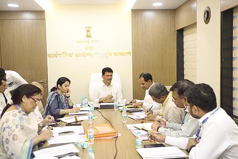 दीड लाखांपर्यंत कॅशलेस उपचार; अपघातग्रस्तांसाठी ‘पीएम-राहत’ योजना प्रभावीपणे राबवा - आरोग्य मंत्री