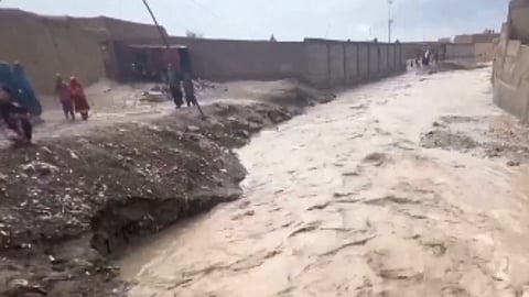 अफगाणिस्तानमध्ये मुसळधार पावसाचा हाहाकार; पूर आणि भूस्खलनामुळे १७ ठार, २६ जखमी