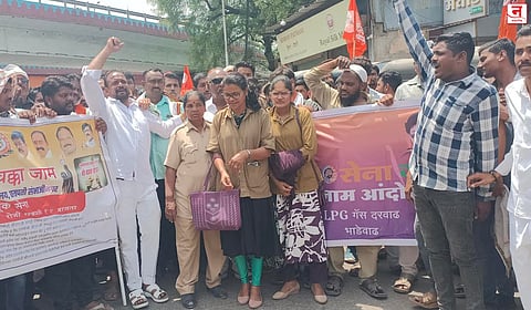 संभाजीनगरात LPG टंचाई; दरवाढीविरोधात रिक्षाचालकांचा संप; प्रवाशांचे हाल
