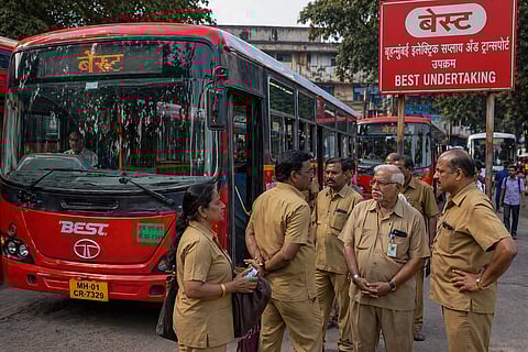 Mumbai : सेवानिवृत्तीचे वय ५८ वरून ६० करा; बेस्ट समितीत BJPची मागणी
