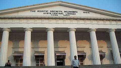 एशियाटिक सोसायटीच्या निवडणुकीवरील स्थगिती उठवली; धर्मादाय आयुक्तांच्या आदेशाला दणका