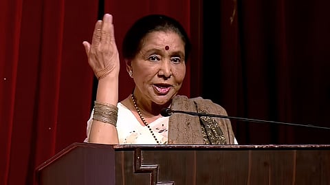 "तुमच्यासाठीही साडी आणते…"; डॉ. तात्याराव लहाने यांनी सांगितल्या आशा भोसले यांच्या मिश्किल स्वभावाच्या खास आठवणी