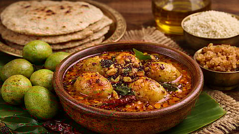 कोकणी स्टाइल रायवळ आंब्याचं रायतं; पारंपरिक चव जी जेवणाची मजा दुप्पट करते, ट्राय करा 'ही' रेसिपी