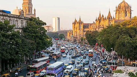 घर बसल्या पार्किंगची सुविधा तूर्तास कागदावरच; मोबाईल अॅप विकसित करण्यास मुहूर्त मिळेना; अखेर पुन्हा नव्याने निविदा काढणार