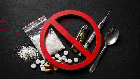 महाराष्ट्र दिनापासून 'मुंबई अगेन्स्ट ड्रग्ज' मोहीम; नशामुक्त मुंबईसाठी जनजागृतीवर भर; मुंबई उपनगरचे पालकमंत्री आक्रमक