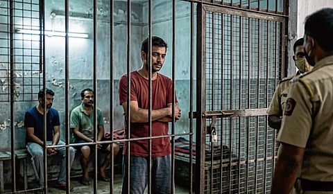 Mumbai : पोलीस कोठडीतील आरोपींसाठी आता गणवेश