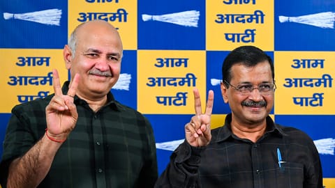 आता मनीष सिसोदियांचेही आंदोलन; न्या. शर्मा यांच्यासमोर बाजू मांडण्यास नकार