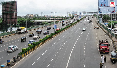 Mumbai : पूर्व व पश्चिम द्रुतगती मार्ग खड्डेमुक्त; टिकाऊ रस्त्यांसाठी ‘मायक्रो सर्फेसिंग’ तंत्रज्ञानाचा वापर