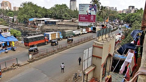 ओशिवरा नाल्यावरील पूल वाहतुकीसाठी धोकादायक; VJTI चा अहवाल; BMC नवीन पूल बांधणार, २० कोटींचा खर्च