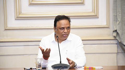 Mumbai : मोदींच्या आवाहनाला मंत्री शेलार यांचा प्रतिसाद; कान्स दौरा रद्द करण्याचा निर्णय