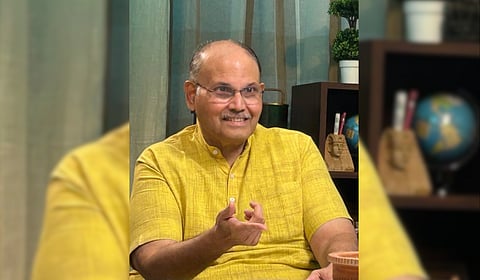 गुरू विवेकी, मनस्वी भला!